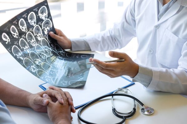 Accident ischemic tranzitoriu: ce investigații pot urma