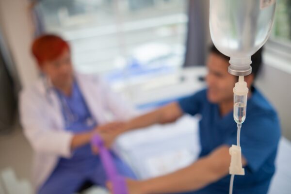 Fier oral sau intravenos: ce factori influențează alegerea medicală