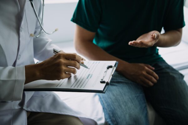 Prima criză convulsivă: ce presupune evaluarea medicală